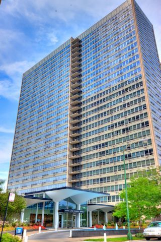 For Sale: 3550 N Lake Shore Dr #APT 209 Chicago, IL 60657