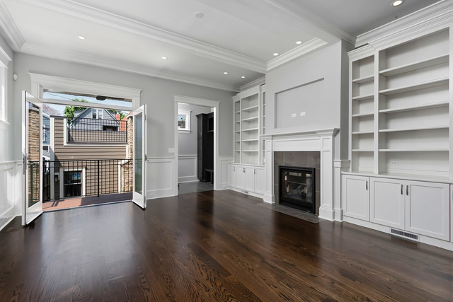 For Sale: 1840 W Melrose St Chicago, IL 60657