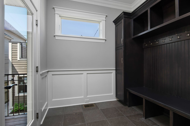 For Sale: 1840 W Melrose St Chicago, IL 60657