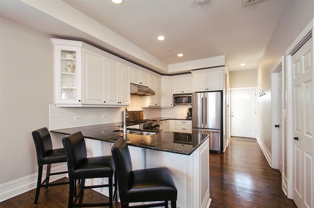 For Sale: 1437 W Belmont Ave #APT 3 Chicago, IL 60657