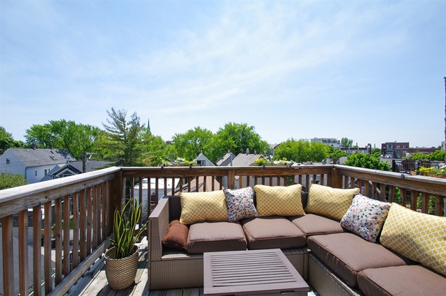 For Sale: 1437 W Belmont Ave #APT 3 Chicago, IL 60657
