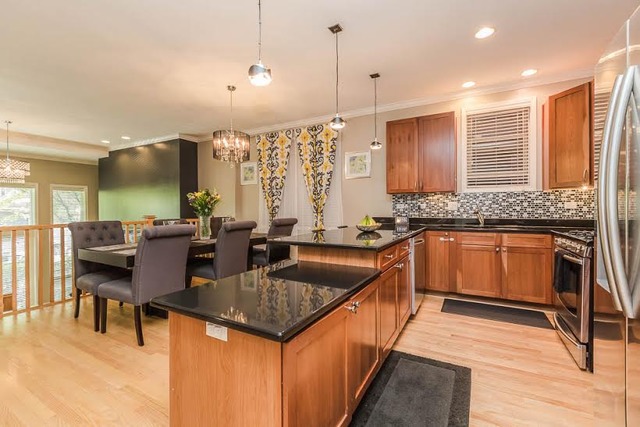 For Sale: 3350 N Southport Ave #1S Chicago, IL 60657