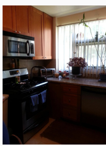 6545 N Sacramento Ave #1S
