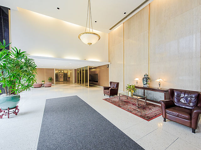 5555 N Sheridan Rd #514