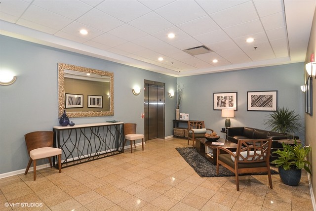 1251 W Granville Ave #2
