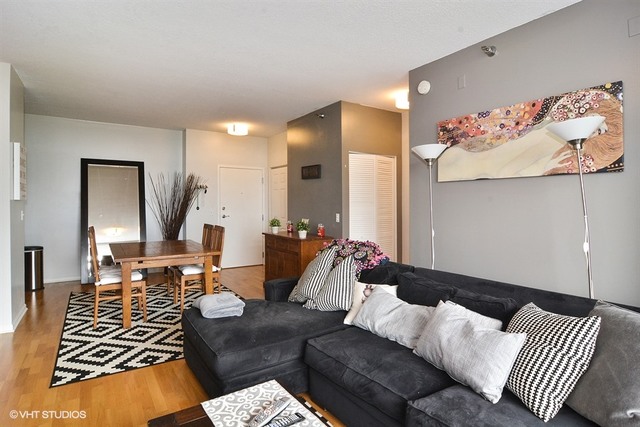 1251 W Granville Ave #2