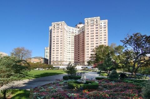 6171 N Sheridan Rd #604