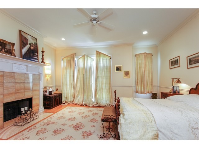For Sale: 5828 N Paulina St #APT 2N Chicago, IL 60660
