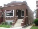 2728 S Austin Blvd