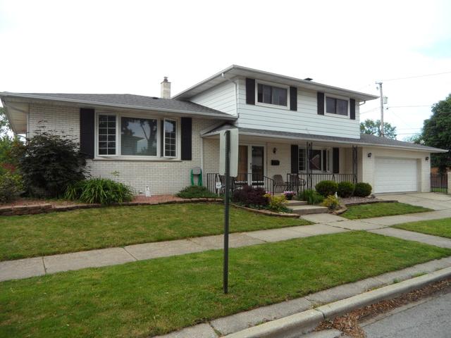 10312 S Sawyer Ave