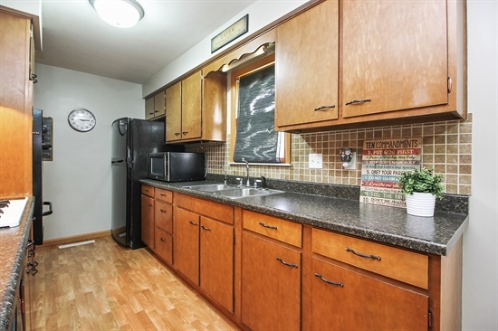 274 W Country Ct