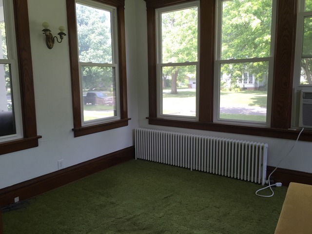 520 W Center St