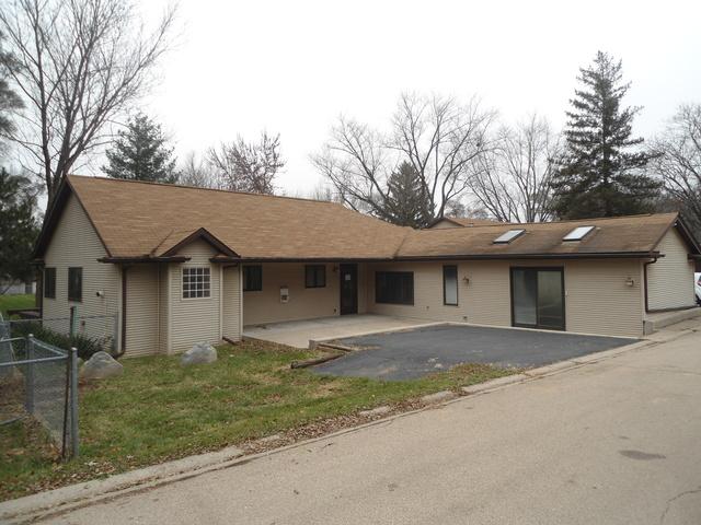 308 N Blackhawk Dr