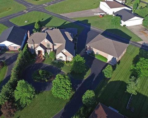 1534 Coachman Dr