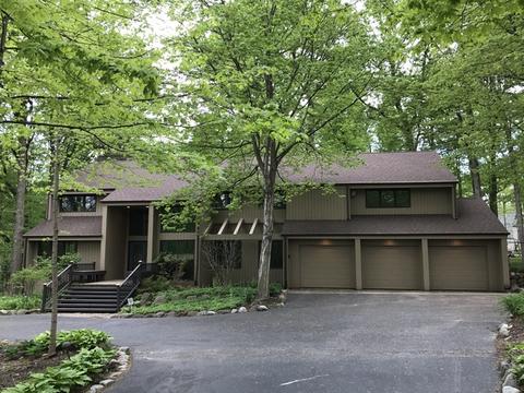 1534 Coachman Dr