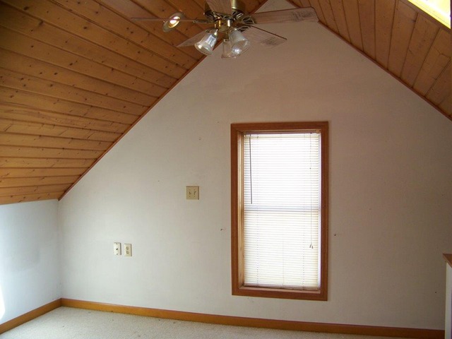 For Sale: 805 S 5th St Oregon, IL 61061