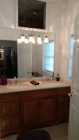 For Sale: 15 Country Club Bch Rockford, IL 61103
