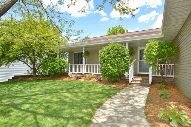 For Sale: 5380 Speckled Hawk Trl Machesney Park, IL 61115
