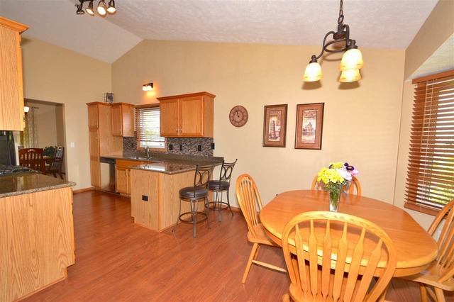 For Sale: 5380 Speckled Hawk Trl Machesney Park, IL 61115