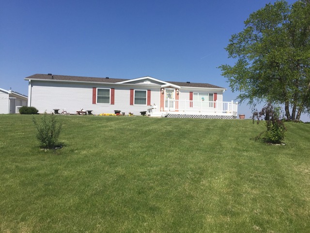 For Sale: 13605 Henry Rd Morrison, IL 61270