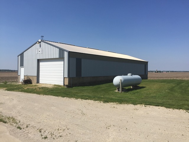 For Sale: 13605 Henry Rd Morrison, IL 61270