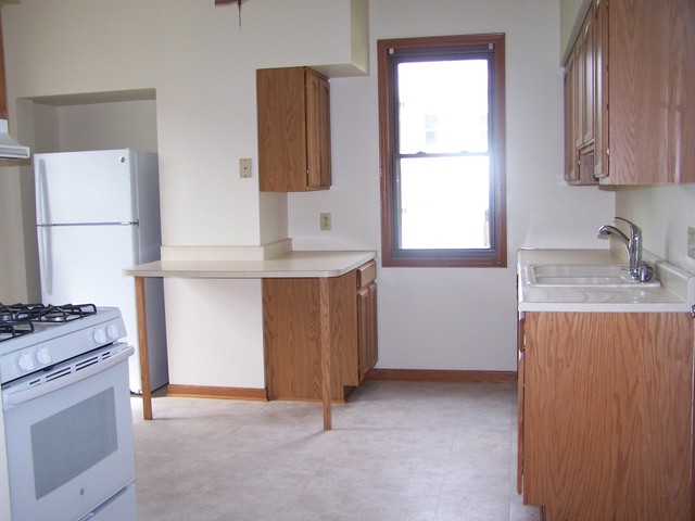 3 Eastwood Ave #3