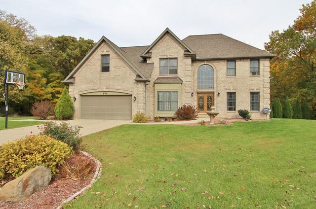 900 Deerfield Ln