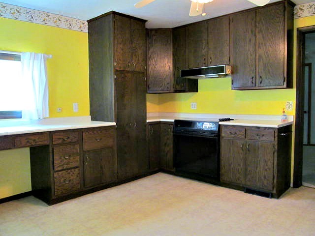 For Sale: 1104 Milner St Streator, IL 61364