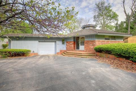 900 Robert Webb Dr