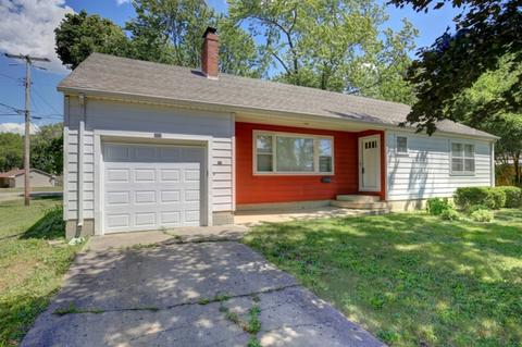 900 Robert Webb Dr