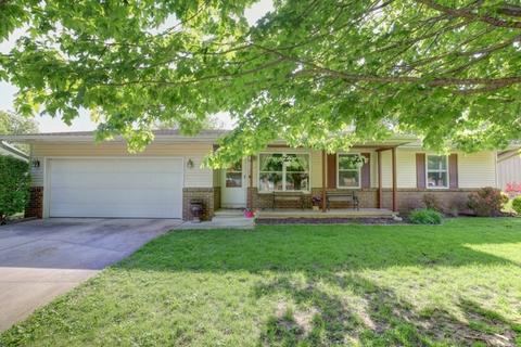 900 Robert Webb Dr