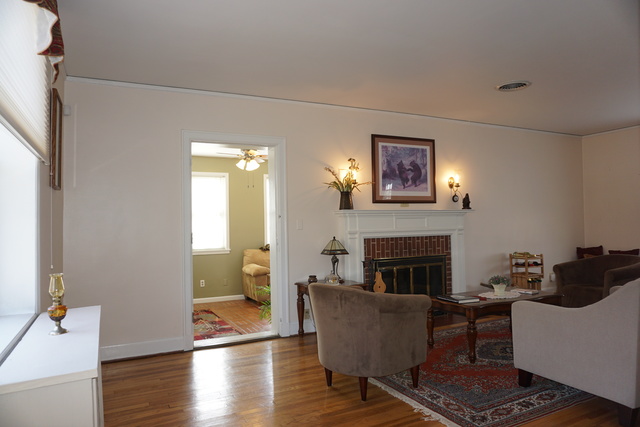 1303 Carver Dr