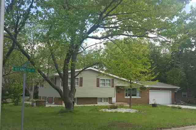 317 Independence St