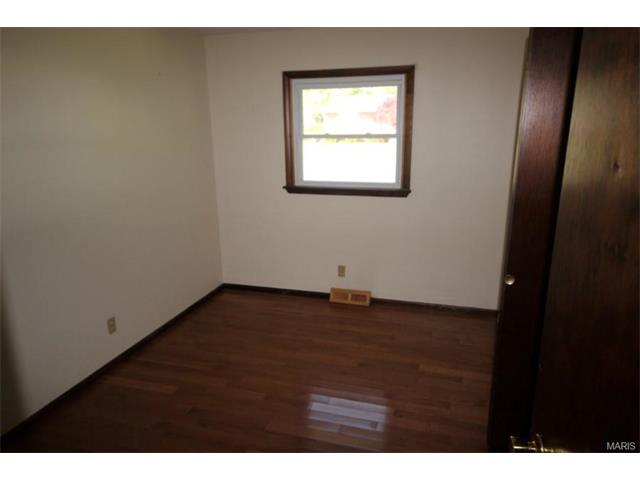For Sale: 405 Texas Bethalto, IL 62010