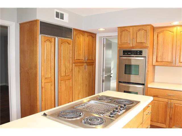 274 Oakley Pl