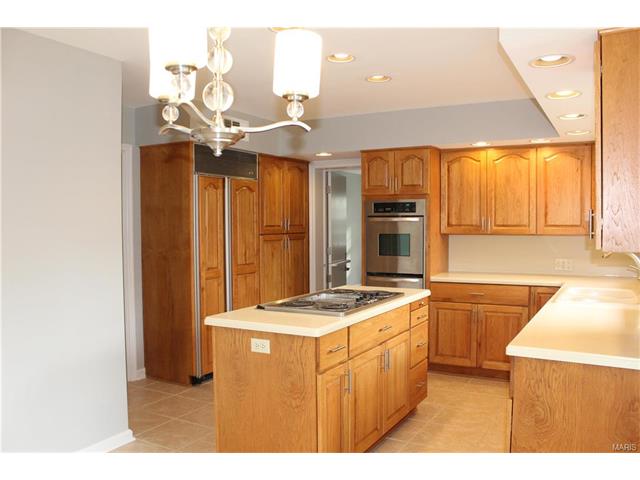 274 Oakley Pl