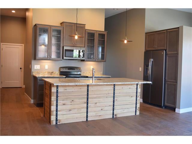 113 Behrens Dr