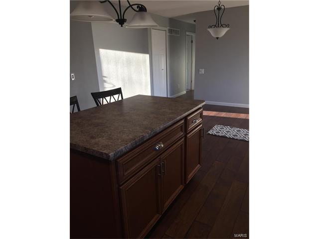 7517 Mars Dr