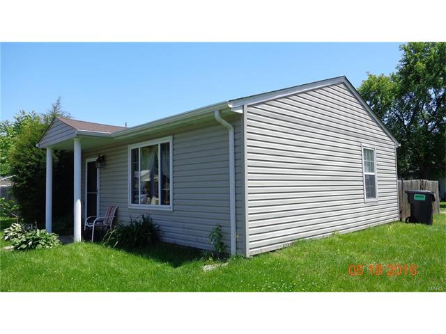 For Sale: 1701 Minerva Ave Granite City, IL 62040