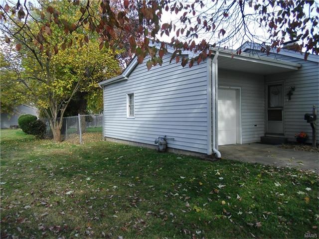 2237 Lynch Ave