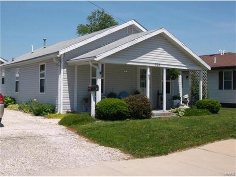 601 W Mulberry