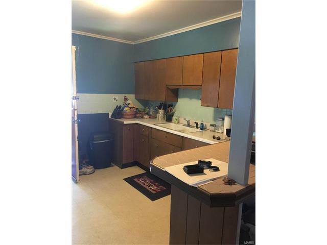 For Sale: Undisclosed Litchfield, IL 62056