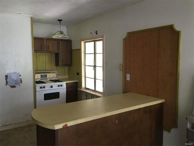 For Sale: Undisclosed Litchfield, IL 62056