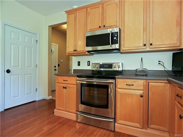 For Sale: 1126 Stonewolf Trl Fairview Heights, IL 62208