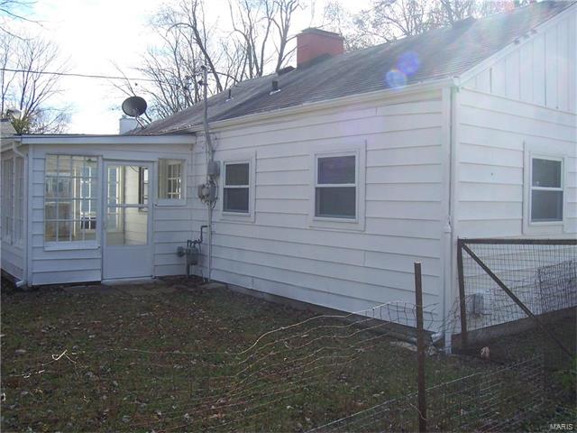 1424 Bel Aire Dr