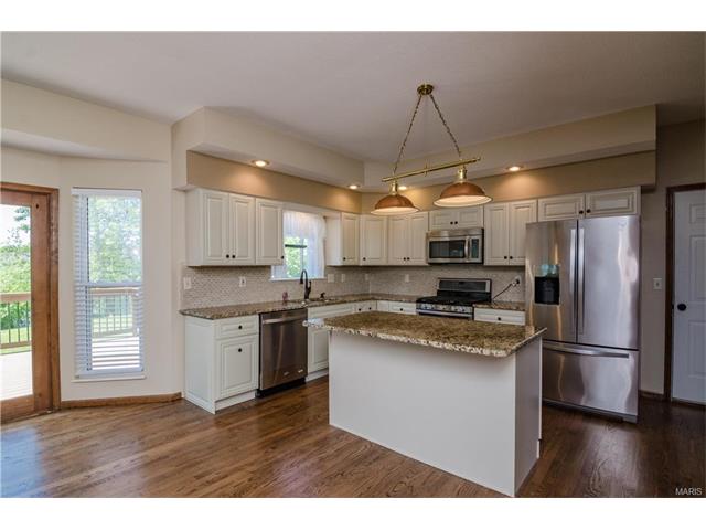 For Sale: 3742 Boatmans Pt Belleville, IL 62221