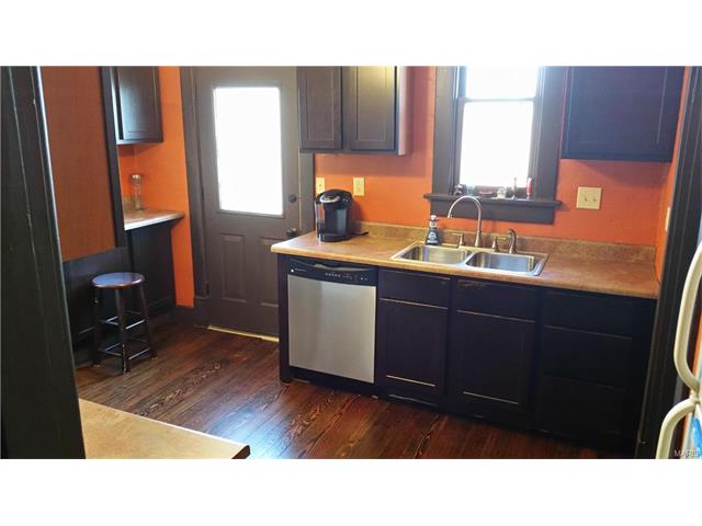 97 N 98th St