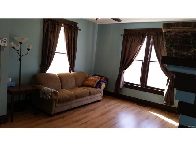 97 N 98th St