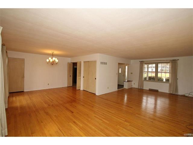 21 Willowbrook Dr