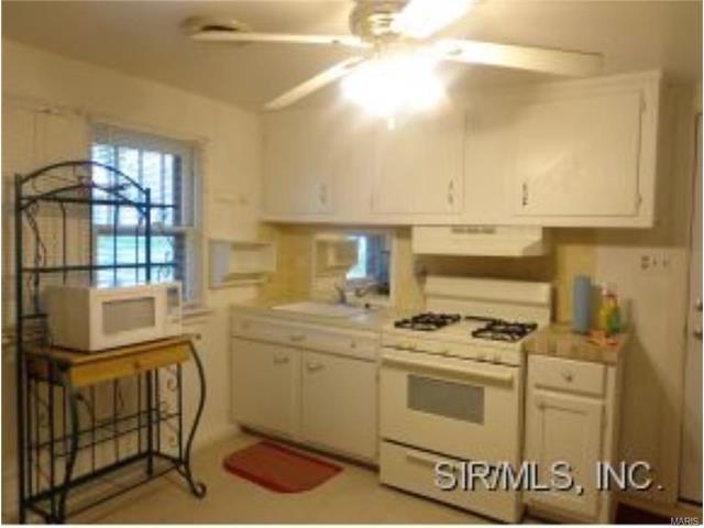 For Sale: 707 Gilbert Belleville, IL 62226